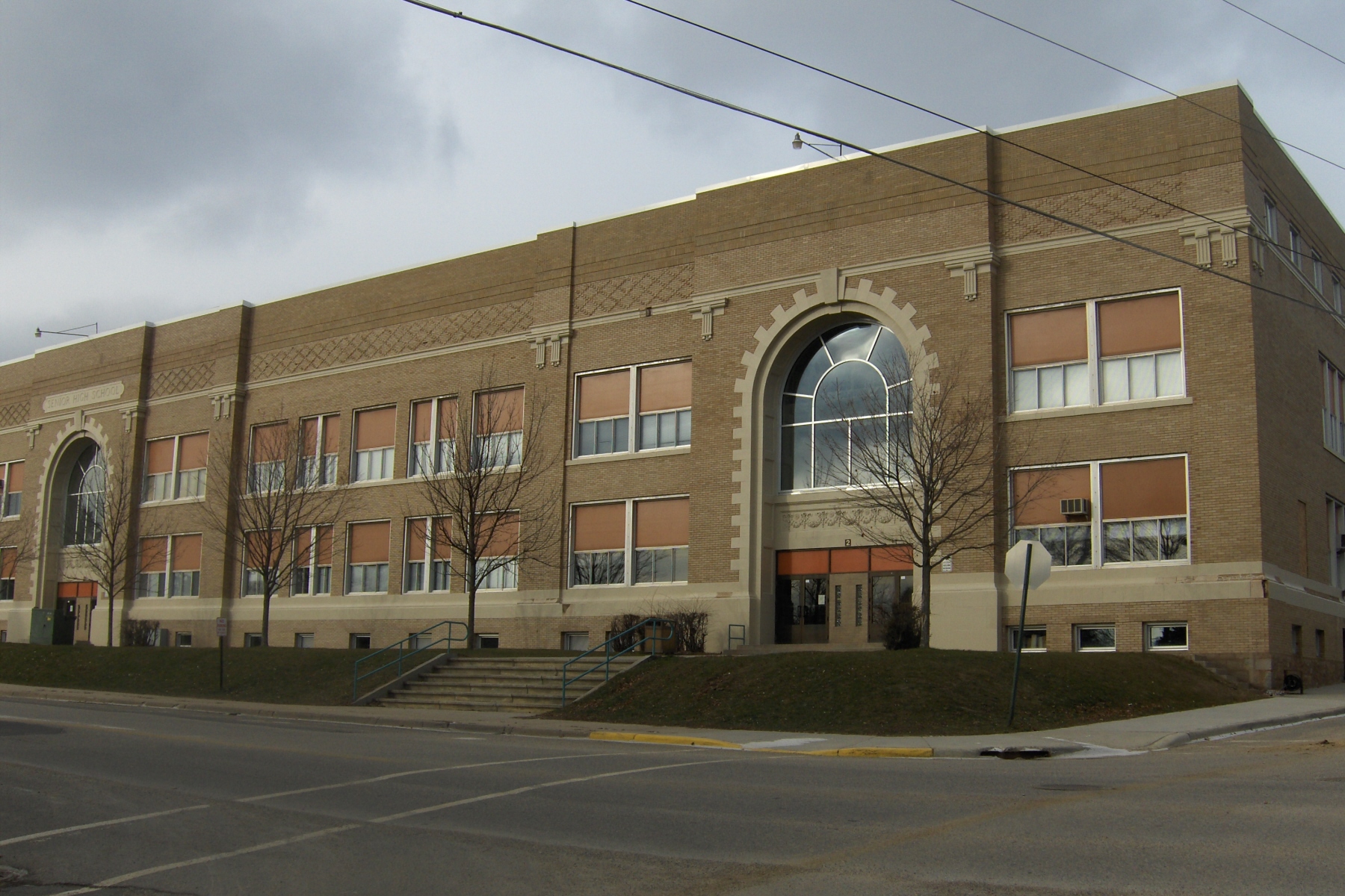 EvelethGilbert High School Class of 1998