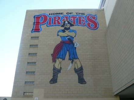 San Leandro High School - Class Reunion Websites